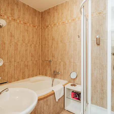 بيت ضيافة Bene 3*